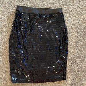 CHARLOTTE RUSSE BLACK SEQUINNED MINI SKIRT. SMALL